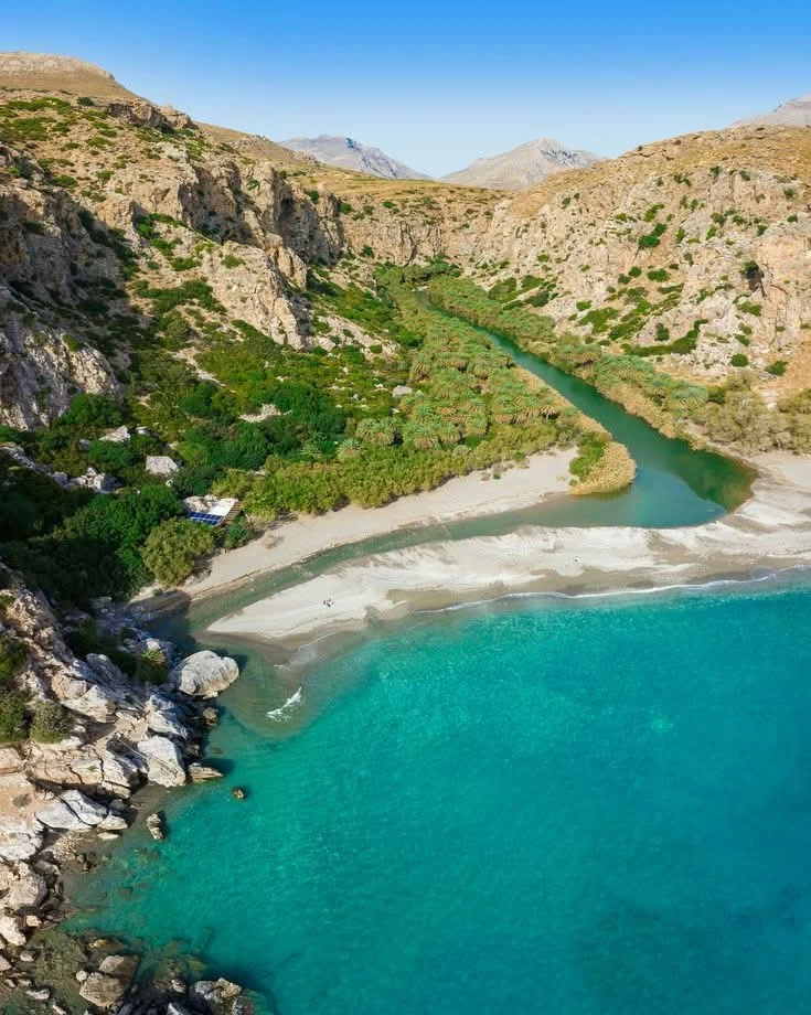 Matala, Preveli and Plakias far from the tourist circuit.