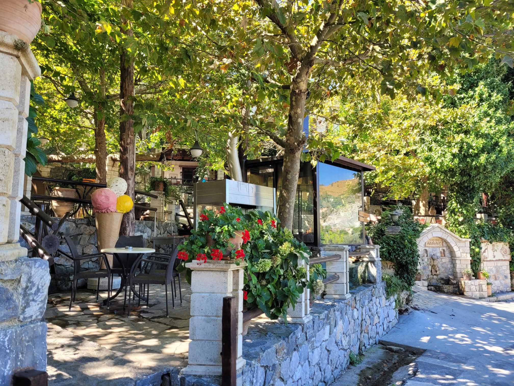 Argyroupoli — Lunch with your feet by the water