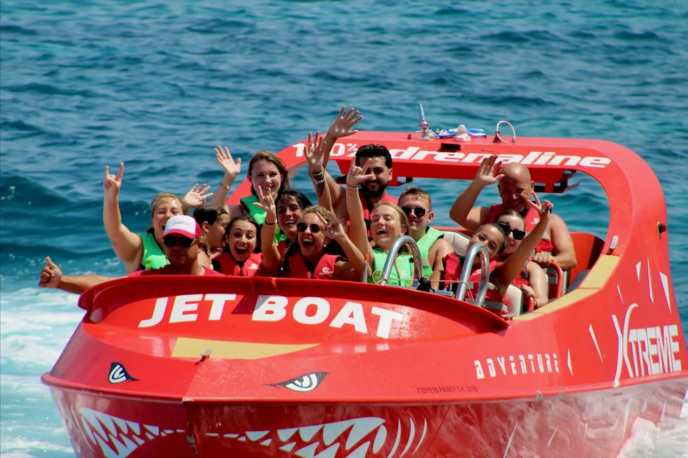 Sortie jet boat depuis Hersonissos vers la baie Saint-George avec snorkeling, Crète